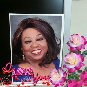 Meet your Posher, Lorraine